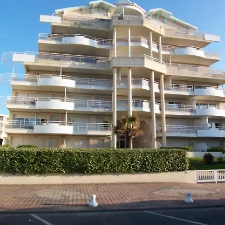 T3 Vue Au Centre D'arcachon Avec Wifi Et Parking - De Gamme - Fr-1-374-52 Apartman *